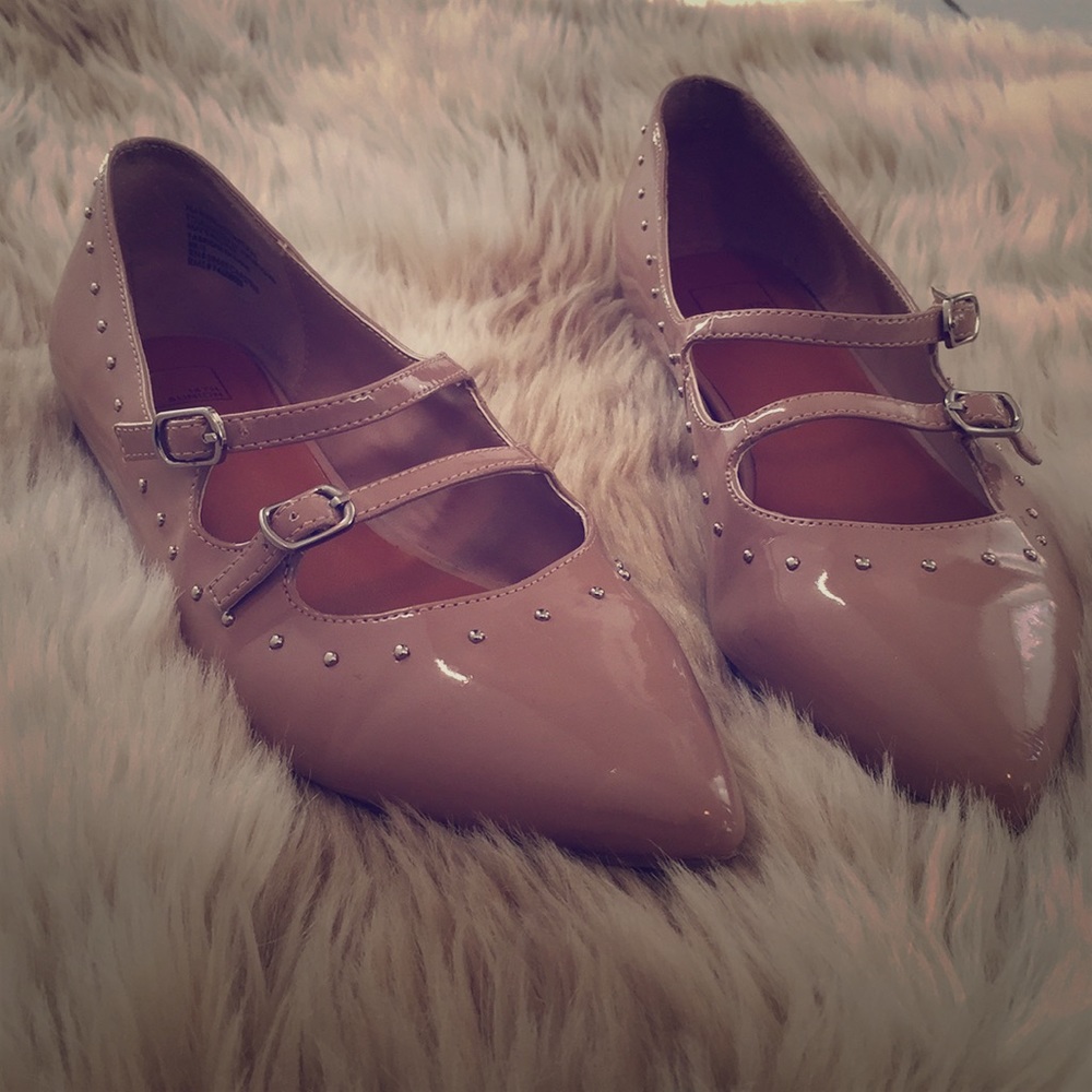 Beige Flats